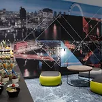 Ibis Centrum فندق 3*