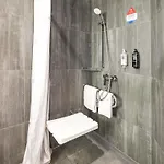 Ibis Centrum فندق