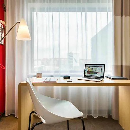 Ibis Centrum 3*