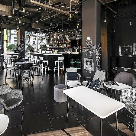 Ibis Centrum فندق 3*