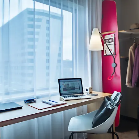 Ibis Centrum Hotel 3*