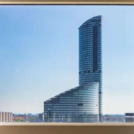 Ibis Centrum فندق 3*