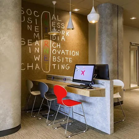 Ibis Centrum 3* فروتسواف