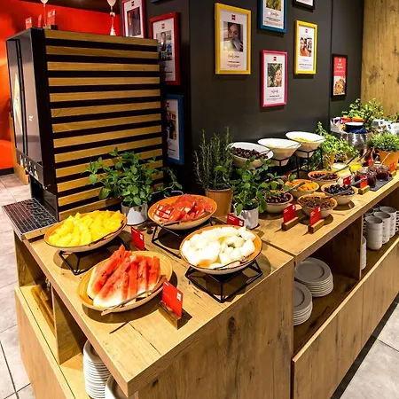 Ibis Centrum فروتسواف