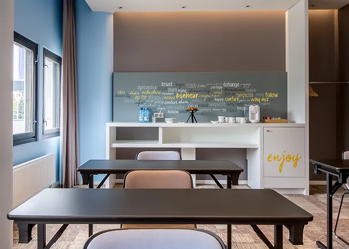 酒店 弗罗茨瓦夫中心宜必思酒店 3*