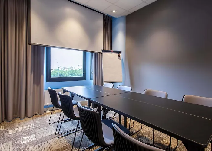 弗罗茨瓦夫中心宜必思酒店 酒店 3*