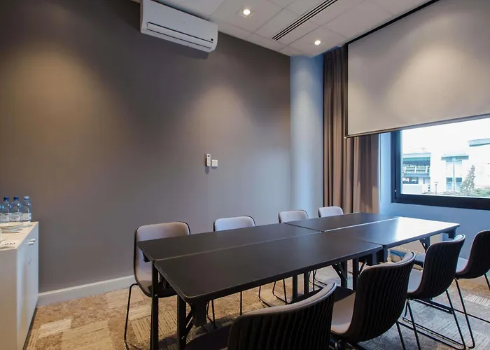 弗罗茨瓦夫中心宜必思酒店 酒店