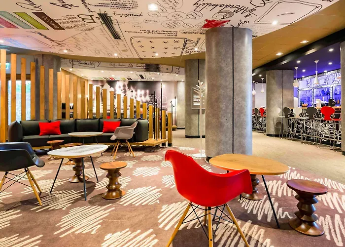 弗罗茨瓦夫中心宜必思酒店 3*