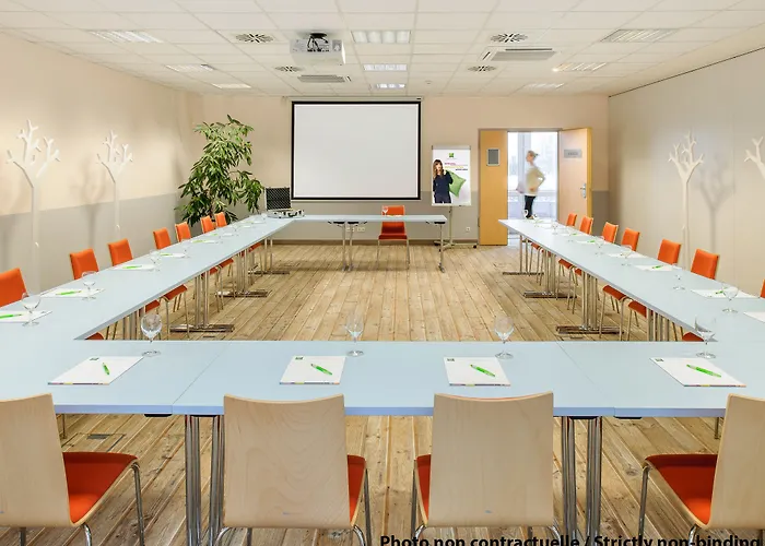 弗罗茨瓦夫中心宜必思酒店 酒店